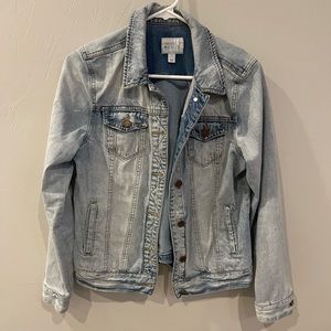 Light wash jean jacket
